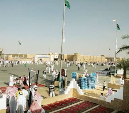 زوار: خريطة إرشادية للجنادرية مطلب مهم