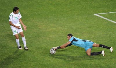 تعادل سلبي بين العراق وجنوب أفريقيا في افتتاح باهت لكأس القارات