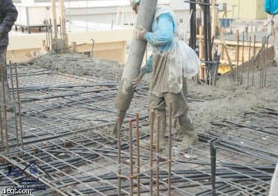 إعادة تحصيل الرسوم الجمركية على واردات الحديد والأسمنت