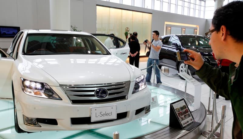 تويوتا تستدعي 11.5 ألف سيارة لكزس