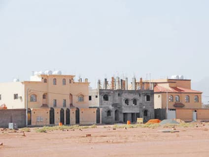 توقعات بخمس سنوات لبناء نصف مليون وحدة سكنية وارتفاع الإيجارات والأراضي بواقع 10 %