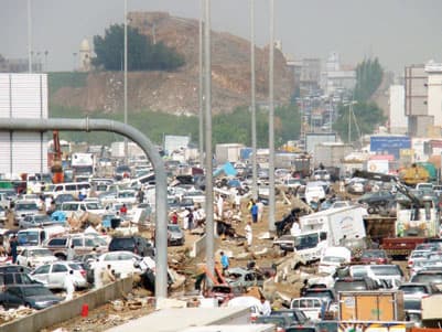 جدة: متهم في كارثة السيول ينكر جميع التهم و«الادعاء» يواجهه بالأدلة