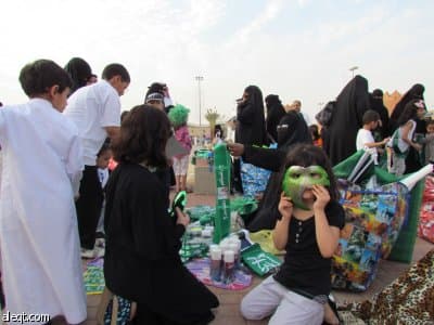 احتفالات الرياض: ساحة العروض في الدائري الشرقي تكتظ بالزائرين في وقت مبكرا