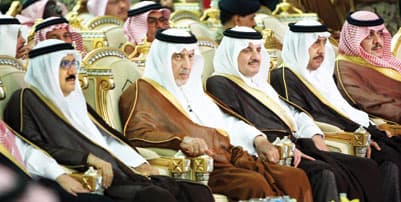 ولي العهد: لا يدخل خزانة الدولة ريالٌ واحدٌ من الحجاج