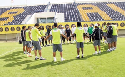 «التوقف» يكلف 7 أندية 2.3 مليون ريال
