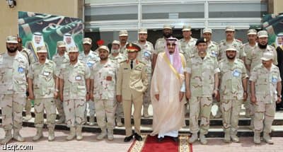 وزير الدفاع يتفقد القطاعات العسكرية في المنطقة الشمالية ويزور درع الجزيرة