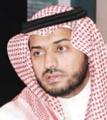 مختص: قطاع التجزئة ينمو بنسبة 12 % ليصل إلى 437 مليارا في 2015