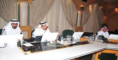 مخرجات طلابنا غير مرضية .. وسنراجع خططنا