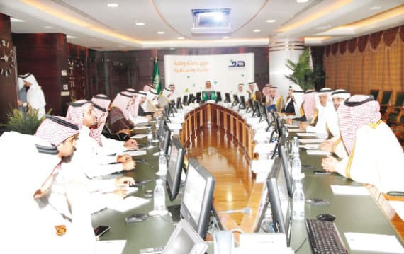 المقام السامي يطلب تقليص عمل القطاع الخاص إلى 40 ساعة أسبوعياً
