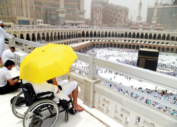 العربات المجانية تضيِّق الخناق على نظيراتها الأجرة وتبعدها عن المنافسة