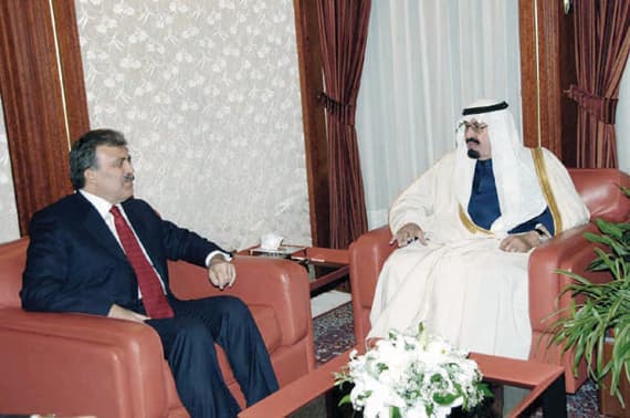 السعودية وتركيا .. ثقل سياسي واقتصادي يدعم الدور المحوري للمنطقة