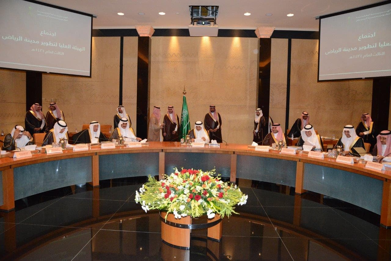 ضوابط جديدة للبناء على مسارات النقل العام في الرياض