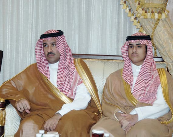 الأمير سلمان يشرِّف حفل إفطار بن راجح في مكة