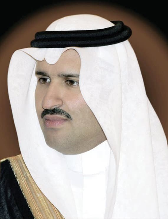 القيادة حريصة على توطين الوظائف وإيجاد فرص عمل لأبناء الوطن