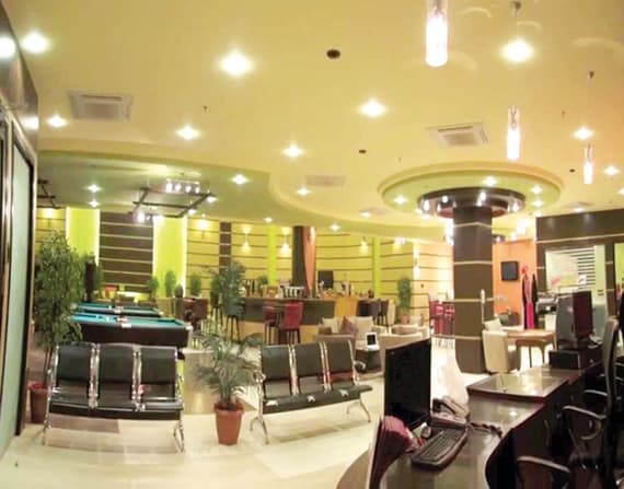 المهلة تزحف على الأنشطة الصغيرة .. التعديل أو الخروج