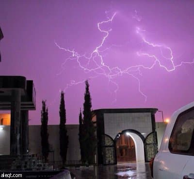 امطار و"برد" على الحدود الشمالية