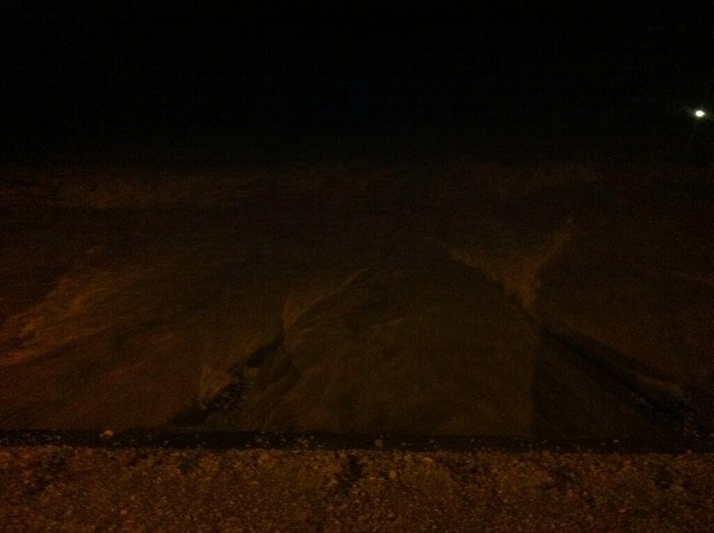 أمطار غزيرة تعطّل طريق الشمال الدولي