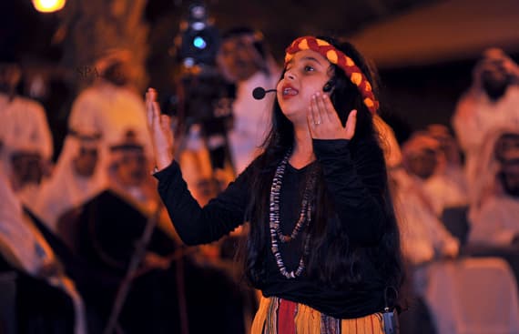 أمير الباحة يدشن فعاليات مهرجان ذي عين الثاني للموز والكادي