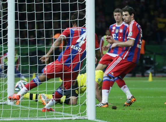 بايرن ميونيخ يعبر دورتموند بثنائية ويتوج بكأس ألمانيا