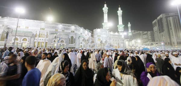 6.3 مليون تأشيرة عمرة حتى أمس.. بزيادة 900 ألف