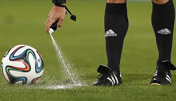 المانيا ستبدأ إستخدام الرذاذ المتلاشي في مباريات الدرجتين الأولى والثانية