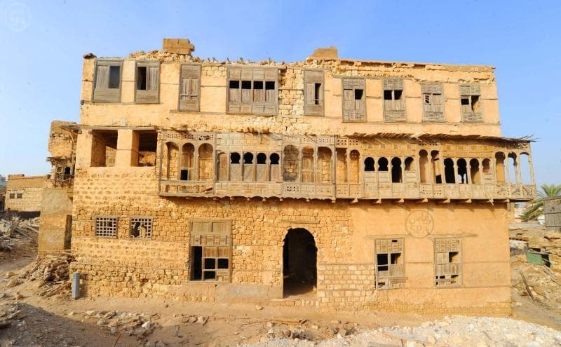 قصة مصورة: حي الصور التاريخي في ينبع .. إرث تاريخي ثقافي واجتماعي