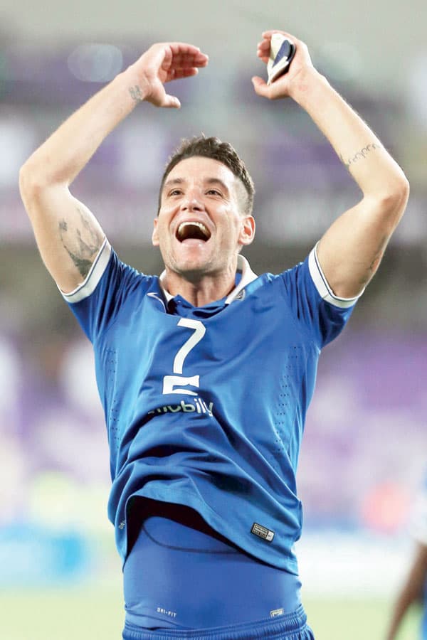 نيفيز: عشت التجربة المرة .. لن نكررها