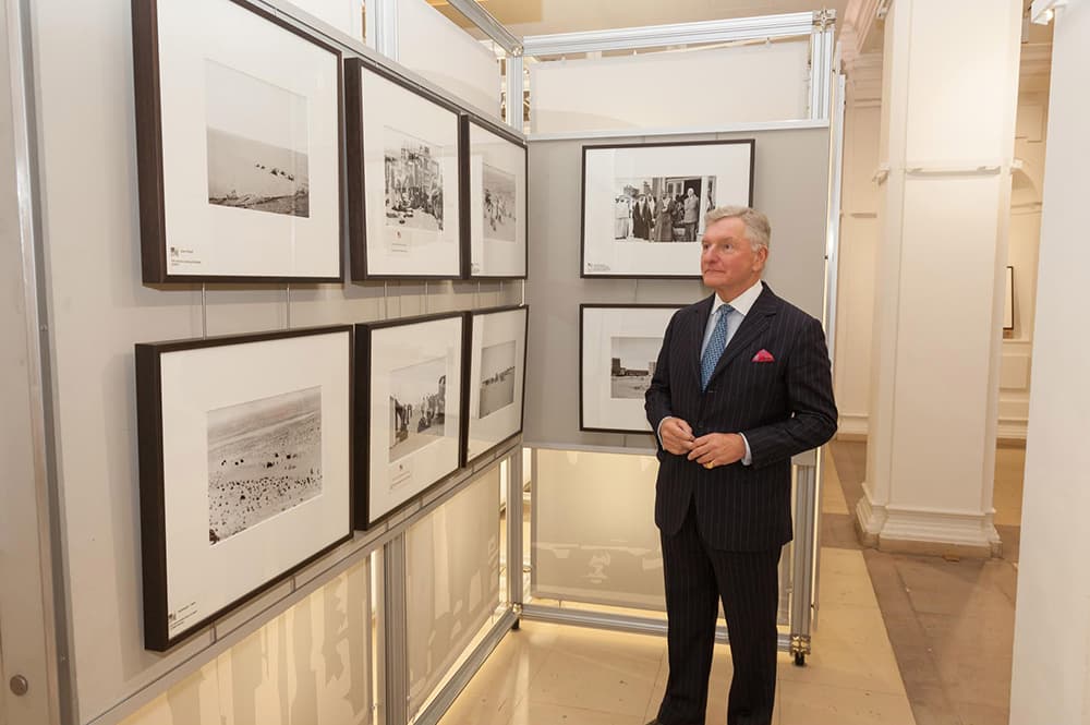 أفتتاح معرض الصور النادرة لزيارة الأميرة "اليس" للمملكة في مانشستر ببريطانيا