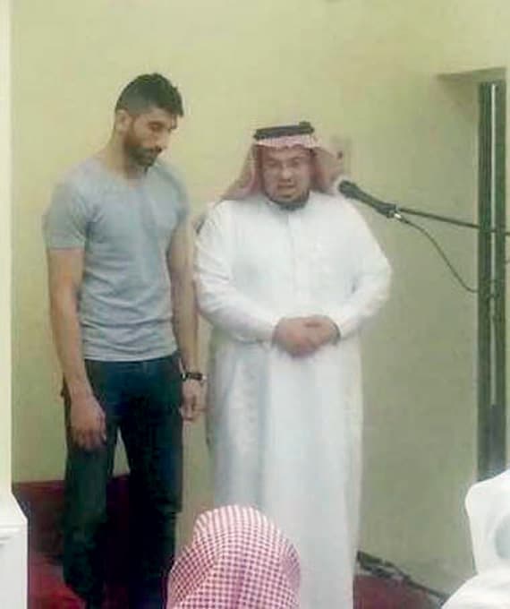 جورجي .. نطق بالشهادتين