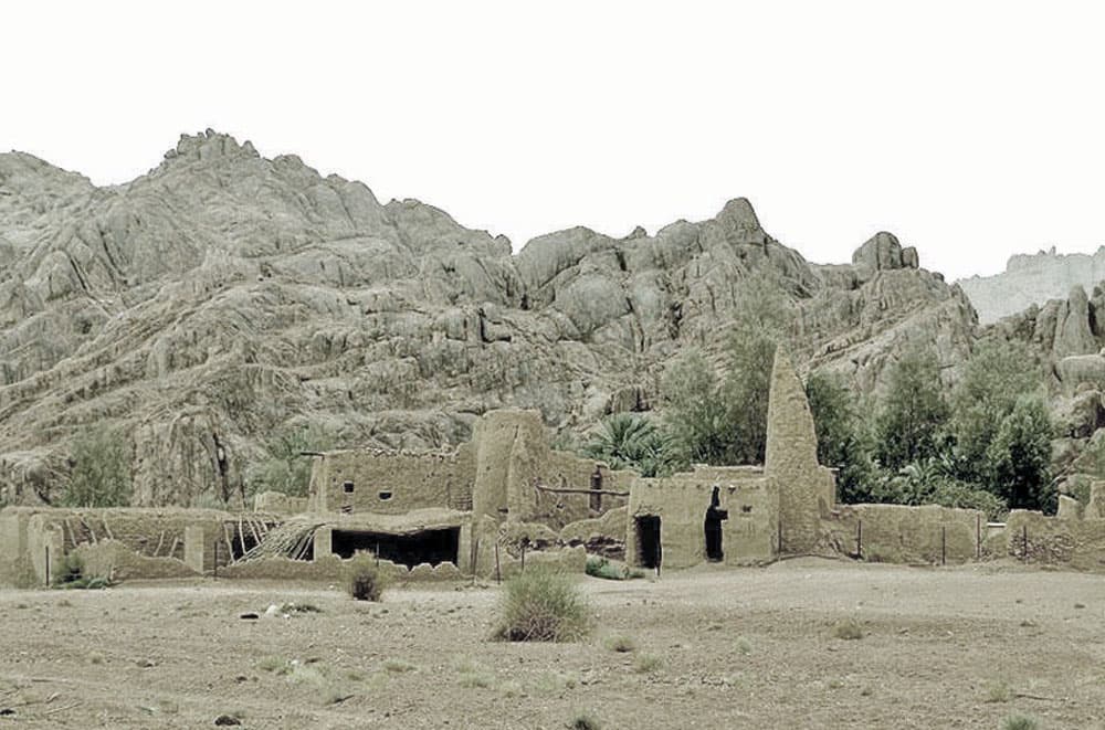 منازل «حاتم الطائي» أكثر الأماكن التي يفضل
السياح زيارتها