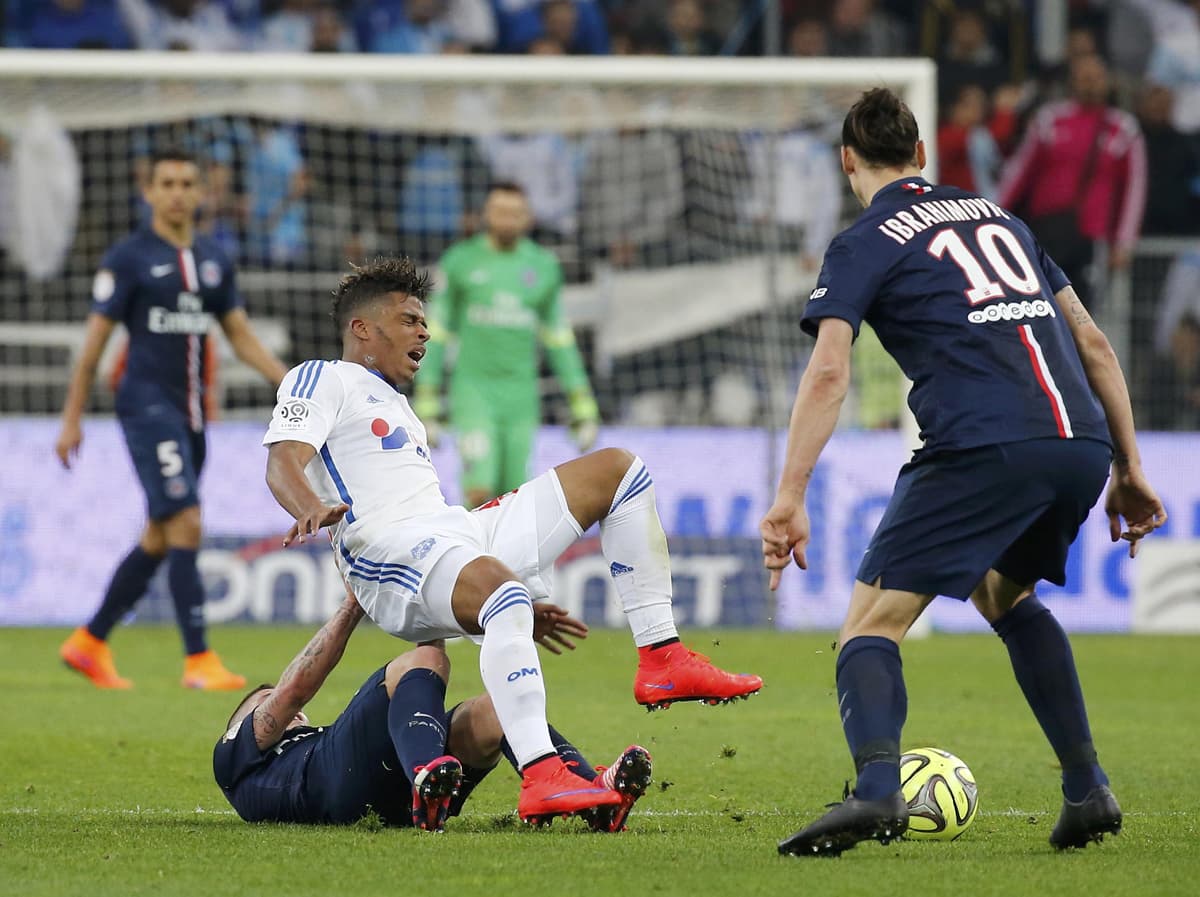 باريس يقهر مرسيليا ويستعيد الصدارة في فرنسا