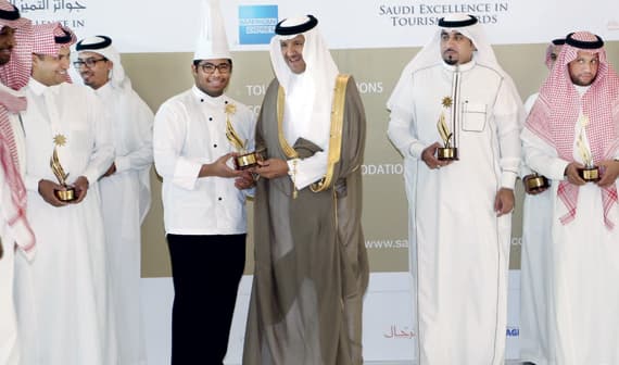 سلطان بن سلمان: قطاع السياحة المحلية سيقلب معادلة البطالة في المملكة