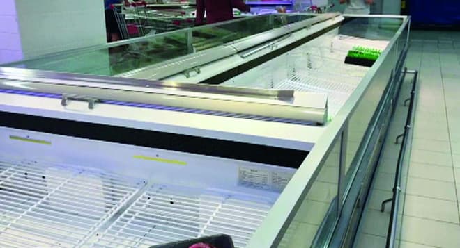 "الألمانية" : ثلاجات الألبان وأجهزة "الفريزر" في قطر فارغة