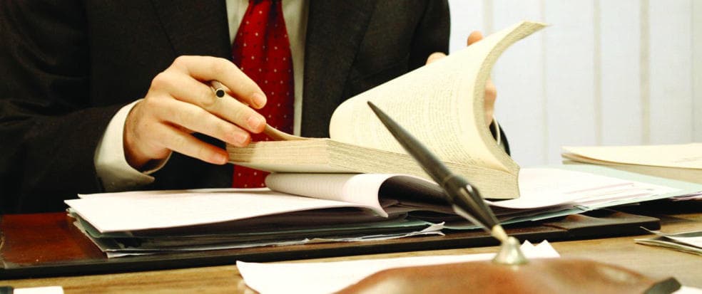 بوادر ارتهان المحاماة لشركات تحليل البيانات القانونية