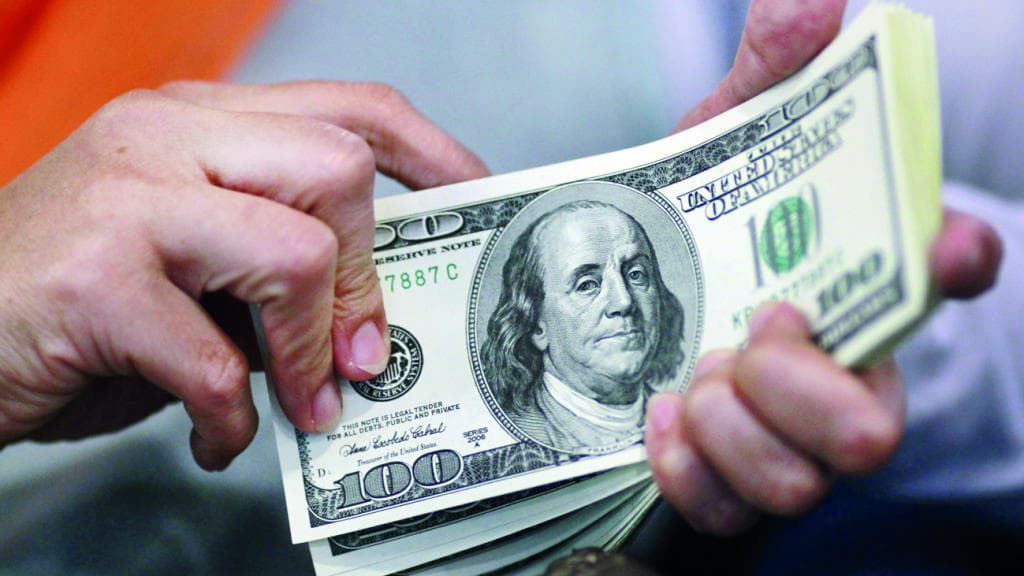 سر غرام العالم باقتناء «بنكنوت» الـ100 دولار