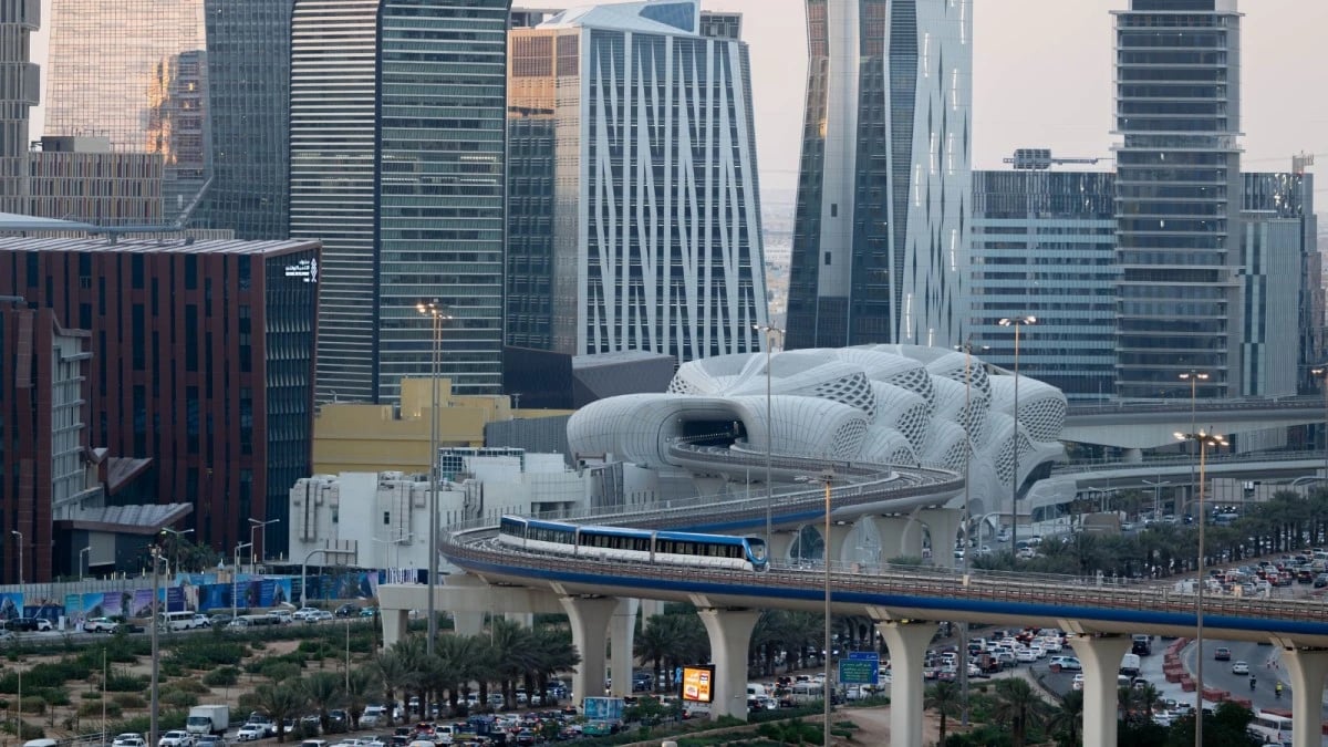 توسع النشاط التجاري السعودي في نوفمبر بأسرع وتيرة خلال 10 أشهر