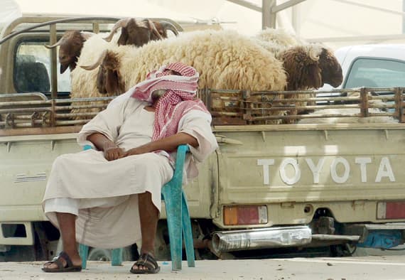 سجلت مناطق في دول عربية أكثر من 50 درجة مئوية.