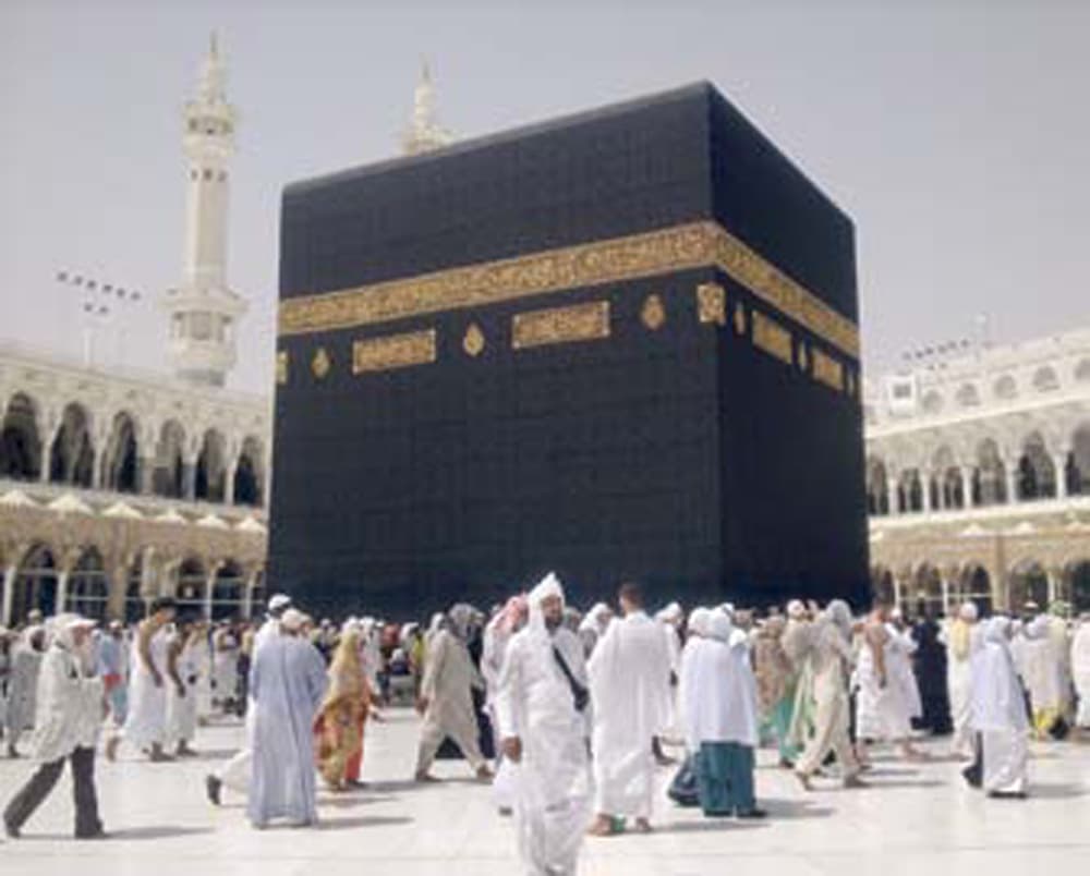 تصدرت باكستان قائمة الدول الأعلى في عدد تأشيرات العمرة."الاقتصادية"