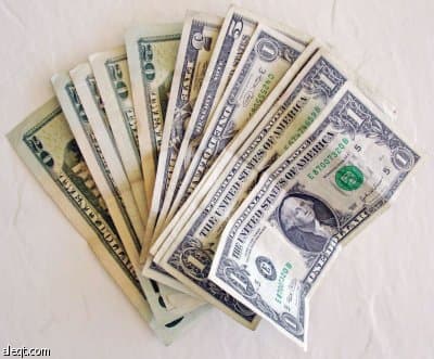 توقعات بتباطؤ التمويل الخارجي لدول الخليج في الأجل المتوسط بسبب الأزمة العالمية