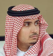 الأزمة تعود للرياض.. الخضري يلوح بالاستقالة بعد الخسائر المتوالية