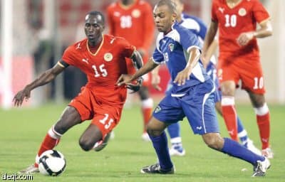 عيسى بن راشد: البحرينيون يلعبون بلا "مخ"
