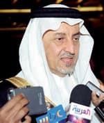 خالد الفيصل يطلع على خطة تطوير عين زبيدة