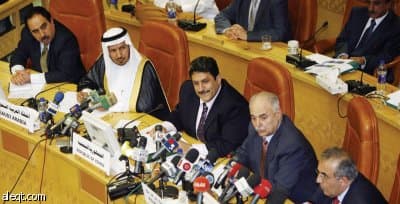 منع المسنين والأطفال يخفض عددالحجاج والمعتمرين 21 %