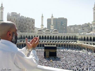 انخفاض رحلات المعتمرين المصريين إلى النصف بسبب أنفلونزا الخنازير