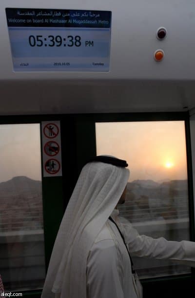 قطار المشاعر ينطلق في مكة.. وجدة تستقبل أول فوج من حجاج الخارج