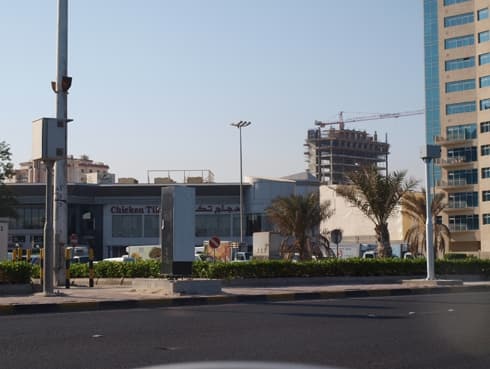 "ساهر" كويتي يرصد السيارات المسرعة على بعد عدة كيلو مترات