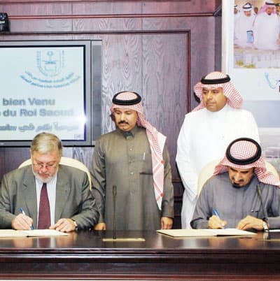 جامعتا الملك سعود والسوربون توقعان اتفاقية لإنشاء كرسي متخصص في الرياضيات