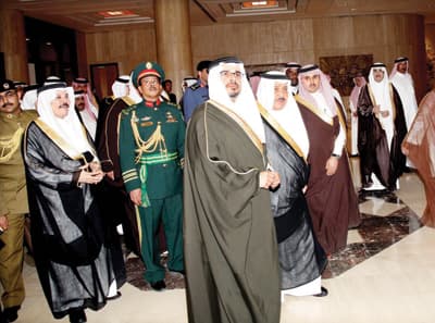 النائب الثاني وولي عهد البحرين يبحثان علاقات التعاون بين البلدين وتطويرها