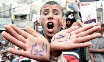 اليمن: سقوط الرئيس يعني تجدد محاولات الانفصال وتقوية القاعدة