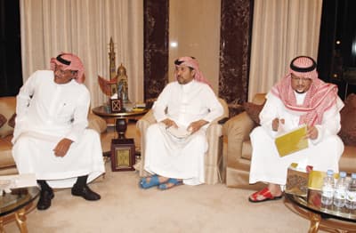 ممدوح للنصراويين: سأسدد لكم وأدعمكم .. والشرفيون يصفقون
